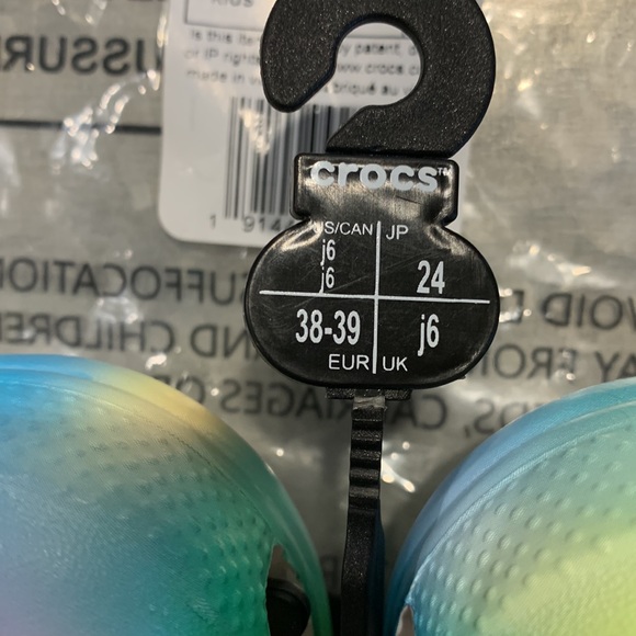 Brand New Crocs! Great bright print sure to get a lot of compliments. - Picture 7 of 10